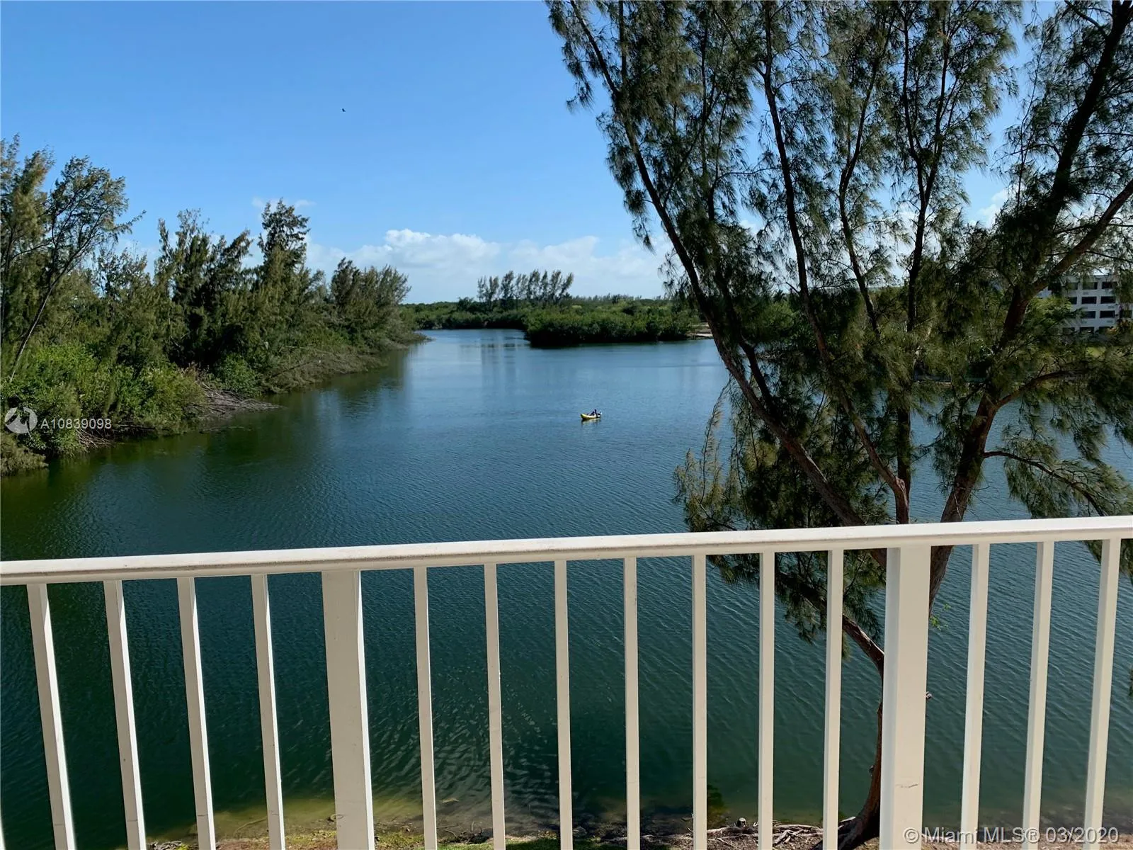 2 bedroom 2 bath for sale at 8240 SW 210th St # 320, Cutler Bay FL 33189