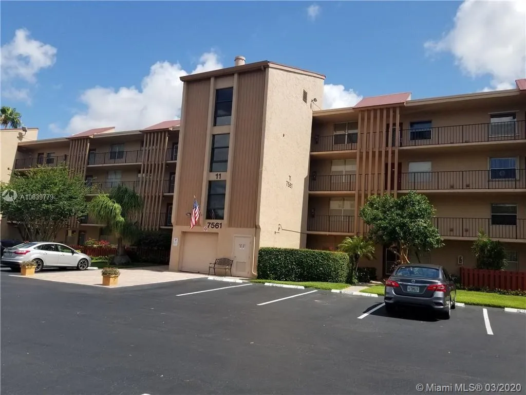 2 bedroom 2 bath for sale at 7561 NW 1st St # 208, Margate FL 33063