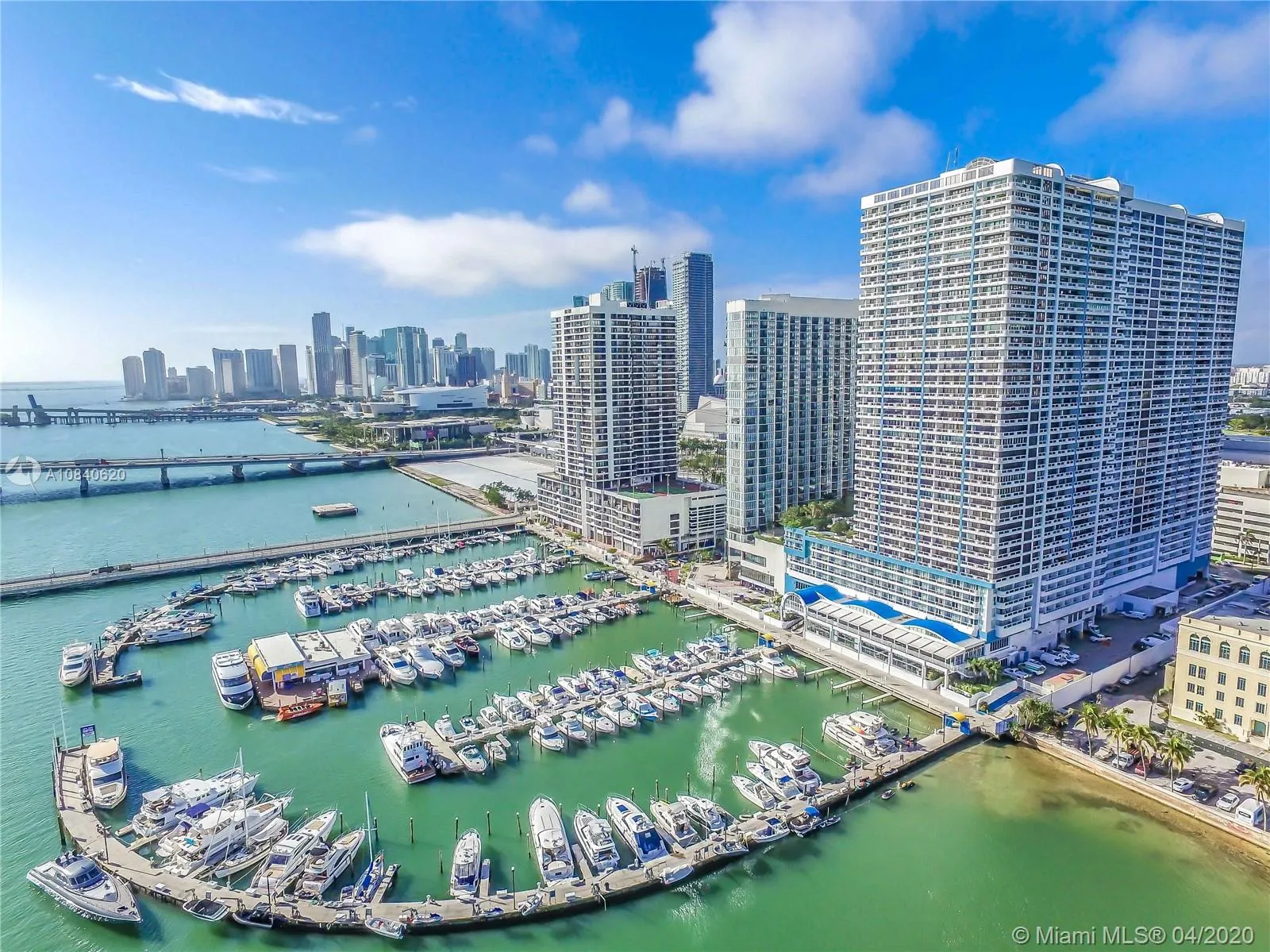 1 bedroom 1 bath for rent at 1717 N Bayshore Dr # 1948, Miami FL 33132