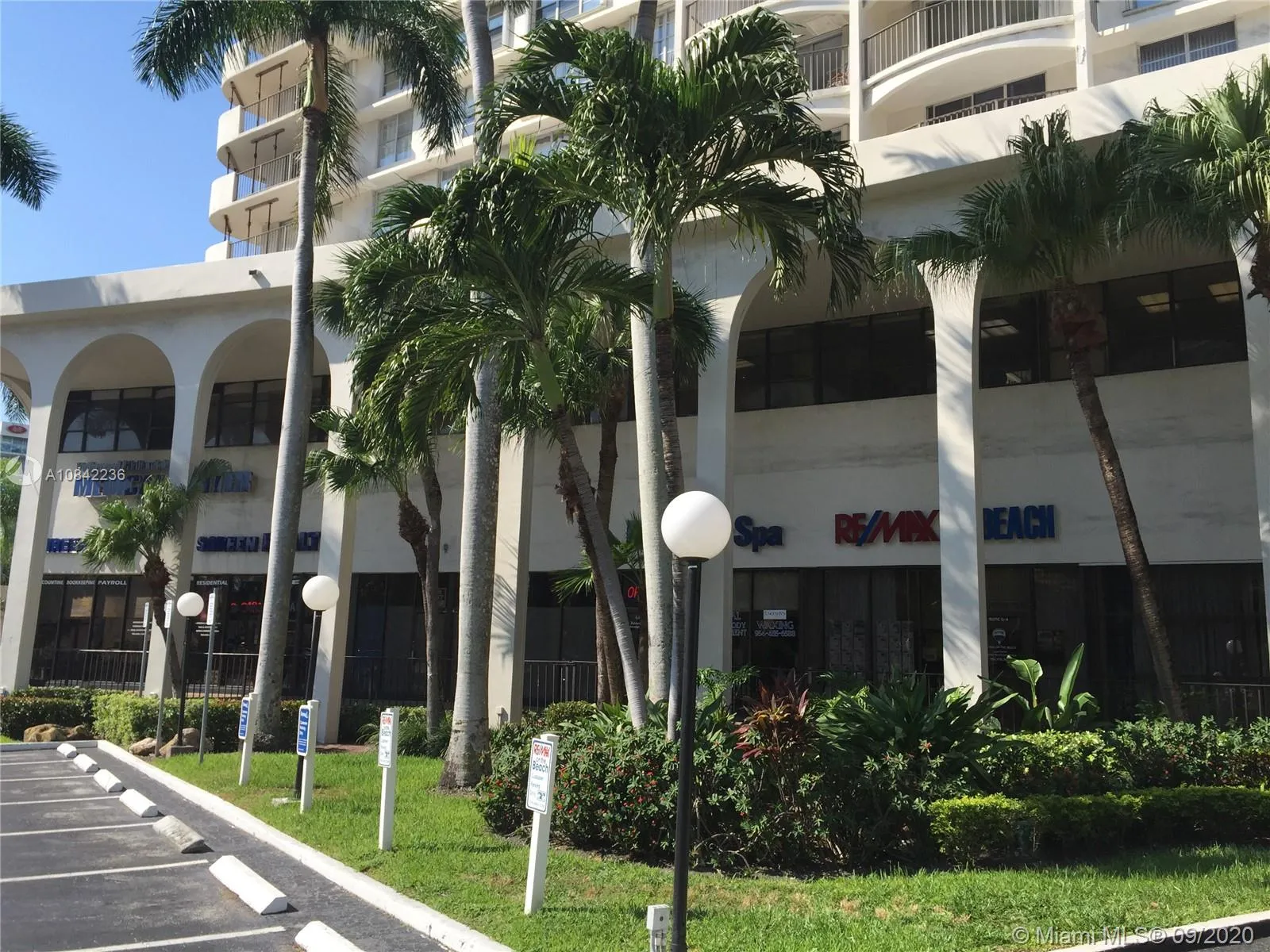 for sale at 3800 S Ocean Dr # 242, Hollywood FL 33019