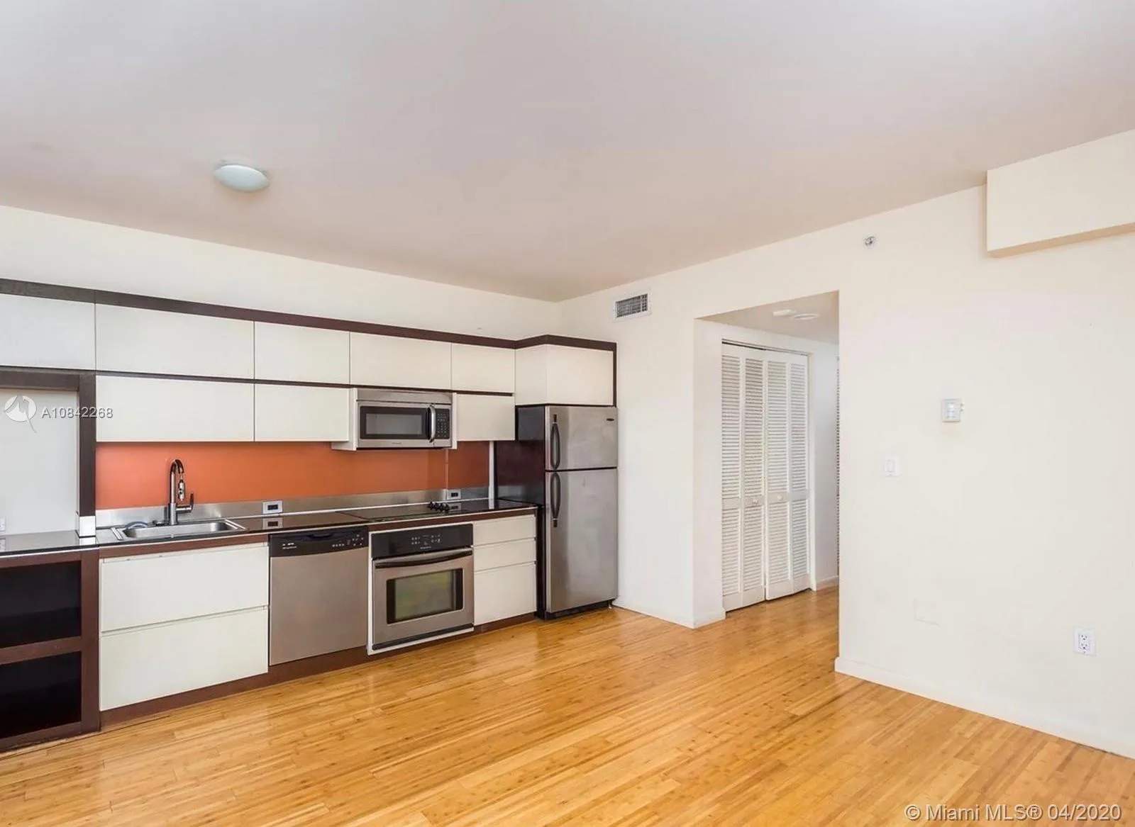 435 21st St # 106, Miami Beach FL 33139