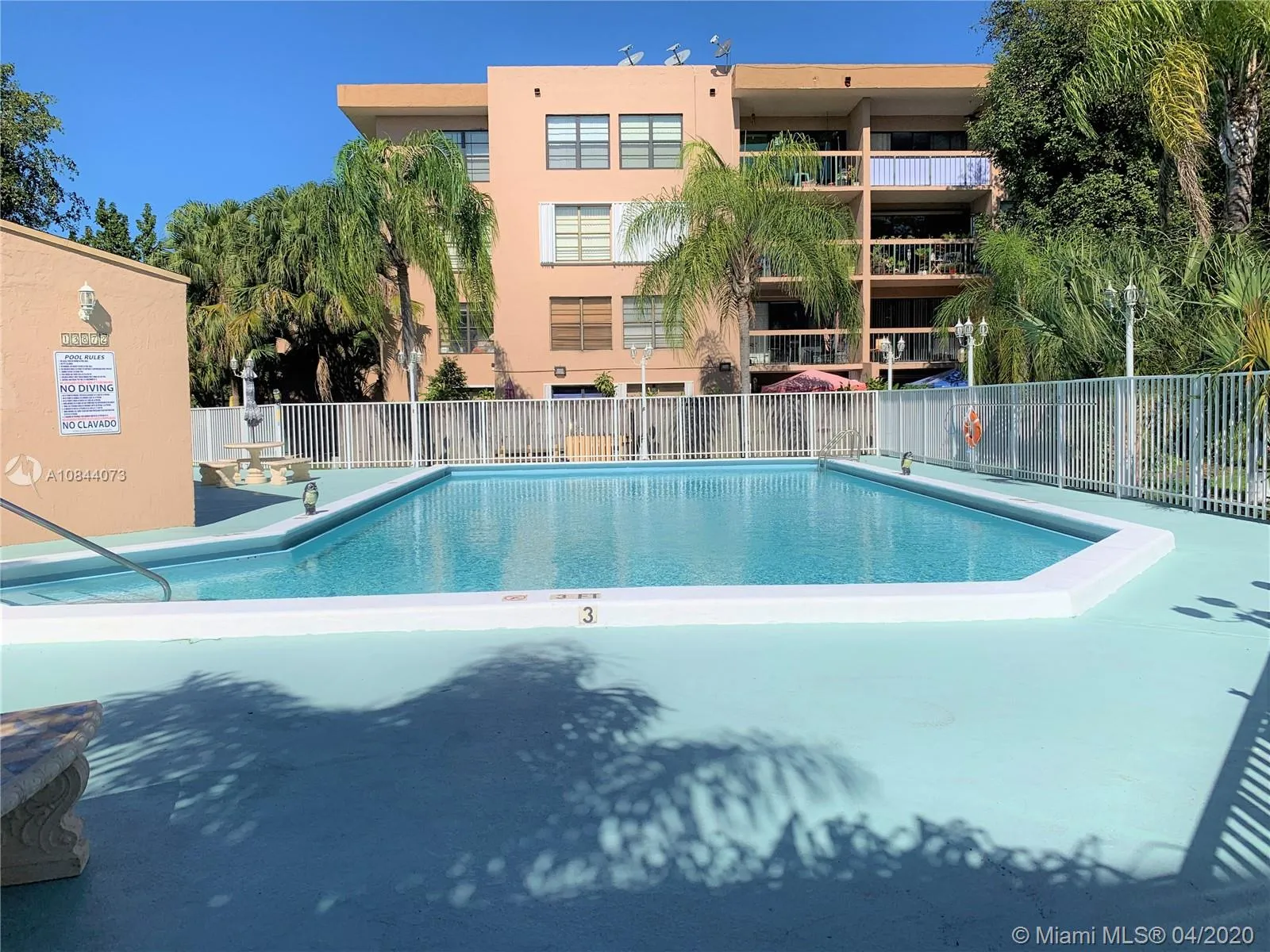 13870 SW 62nd St # 201, Miami FL 33183