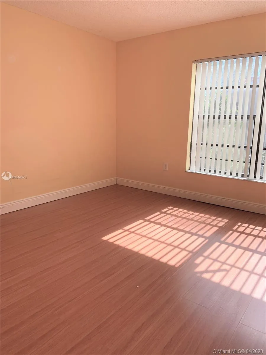 13870 SW 62nd St # 201, Miami FL 33183