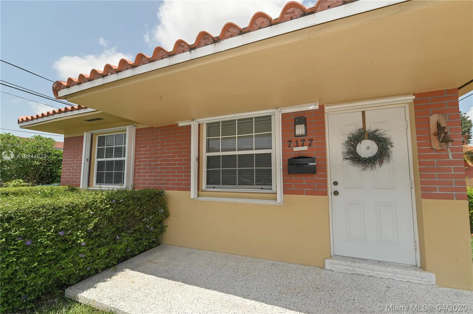 7175 SW 23rd St, Miami FL 33155