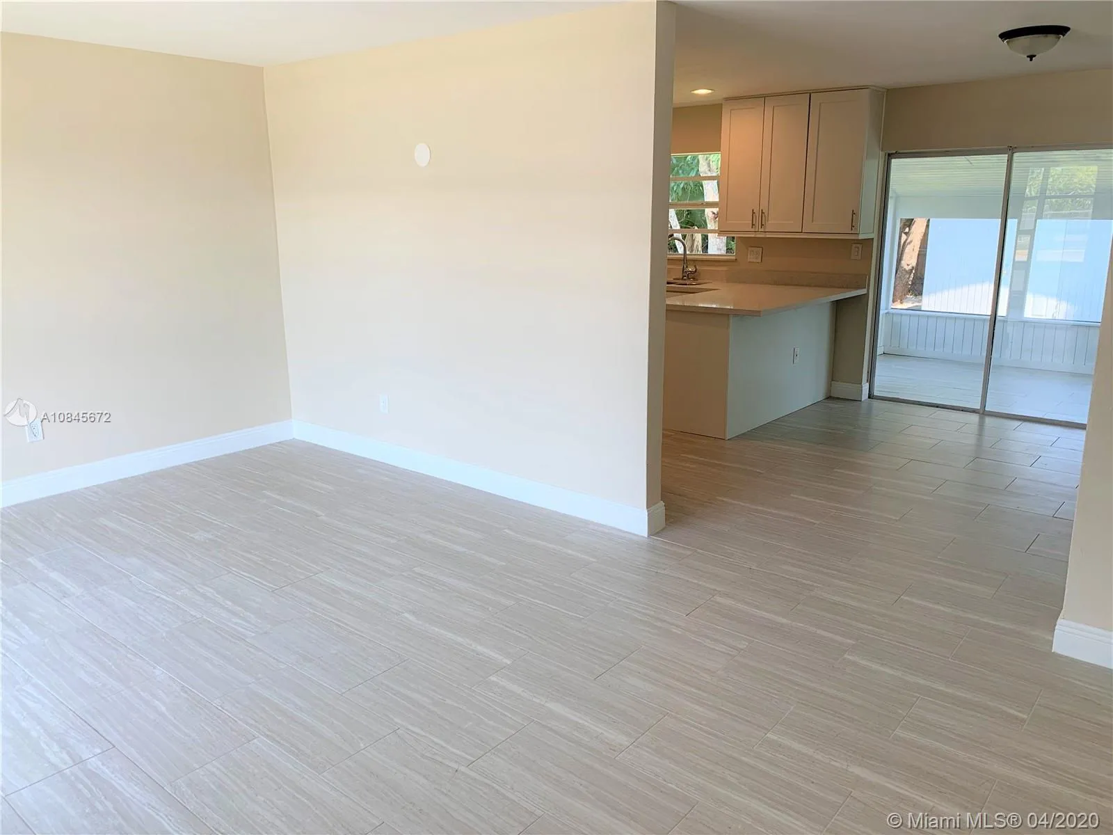 15271 SW 103rd Ave, Miami FL 33157