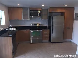 1050 7 ST # 2, Miami Beach FL 33139