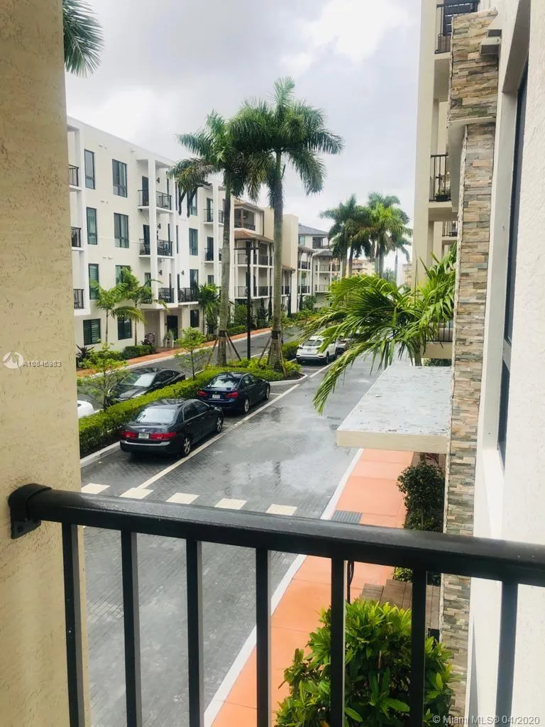 4740 NW 84th Ct # 17, Doral FL 33166