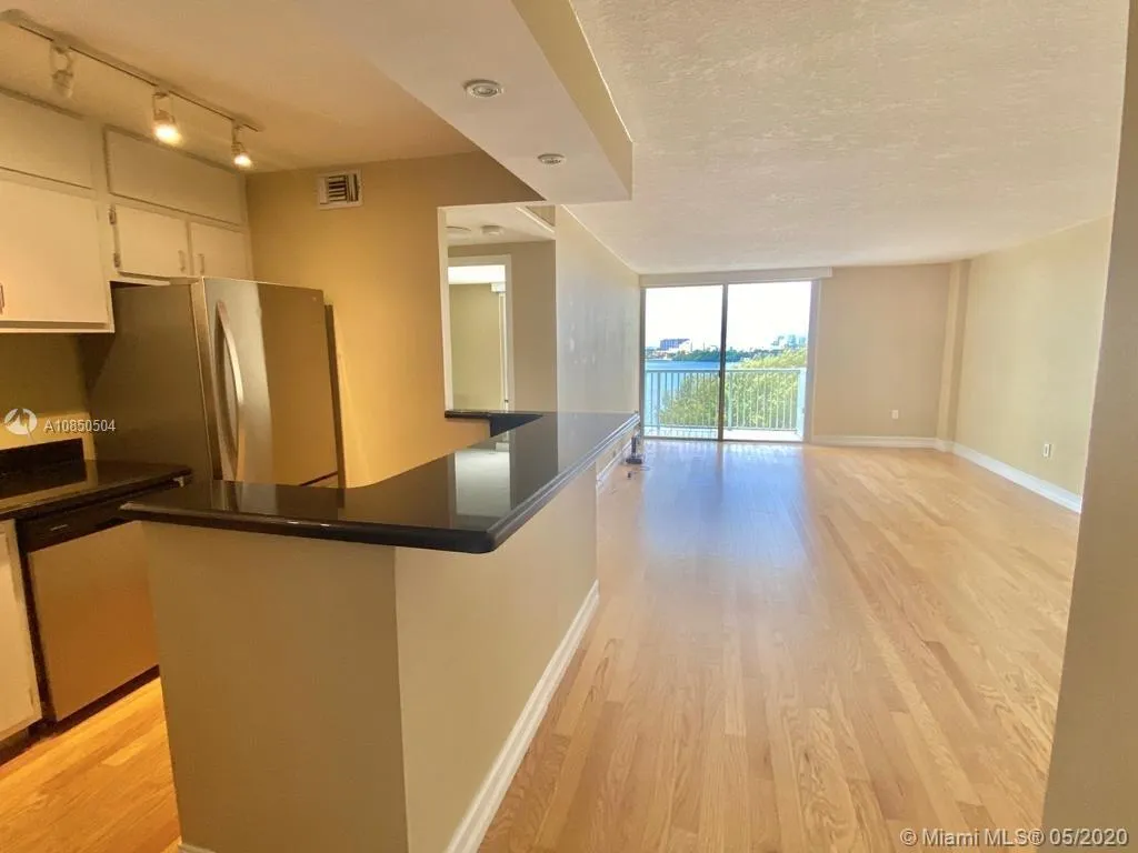 150 SE 25th Rd # 11L, Miami FL 33129