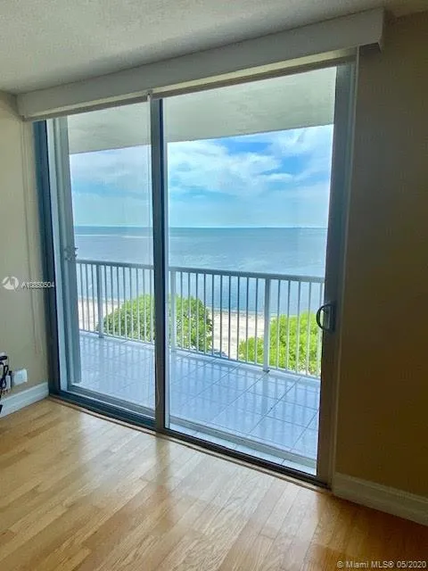 150 SE 25th Rd # 11L, Miami FL 33129