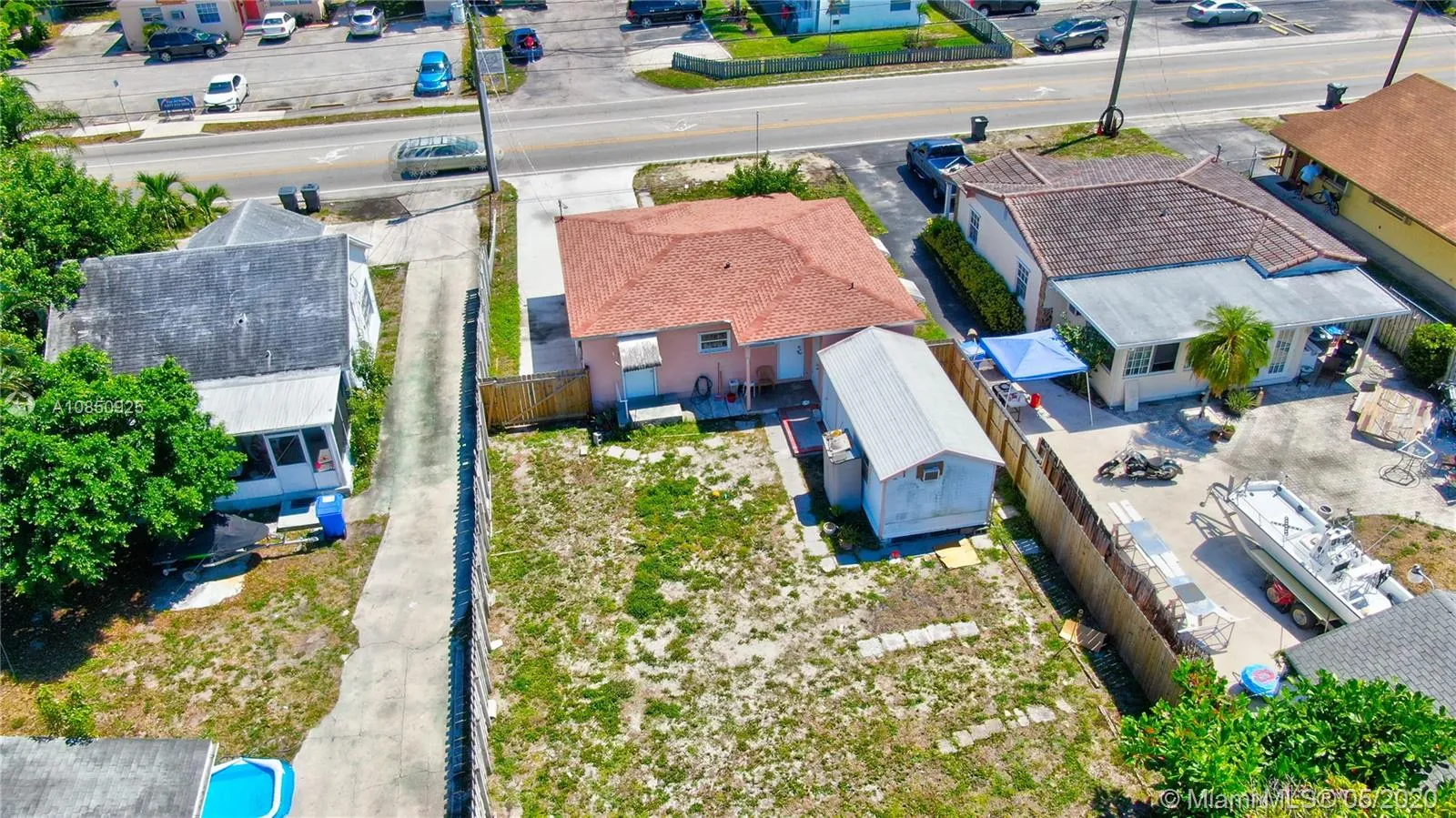 2411 Johnson St, Hollywood FL 33020