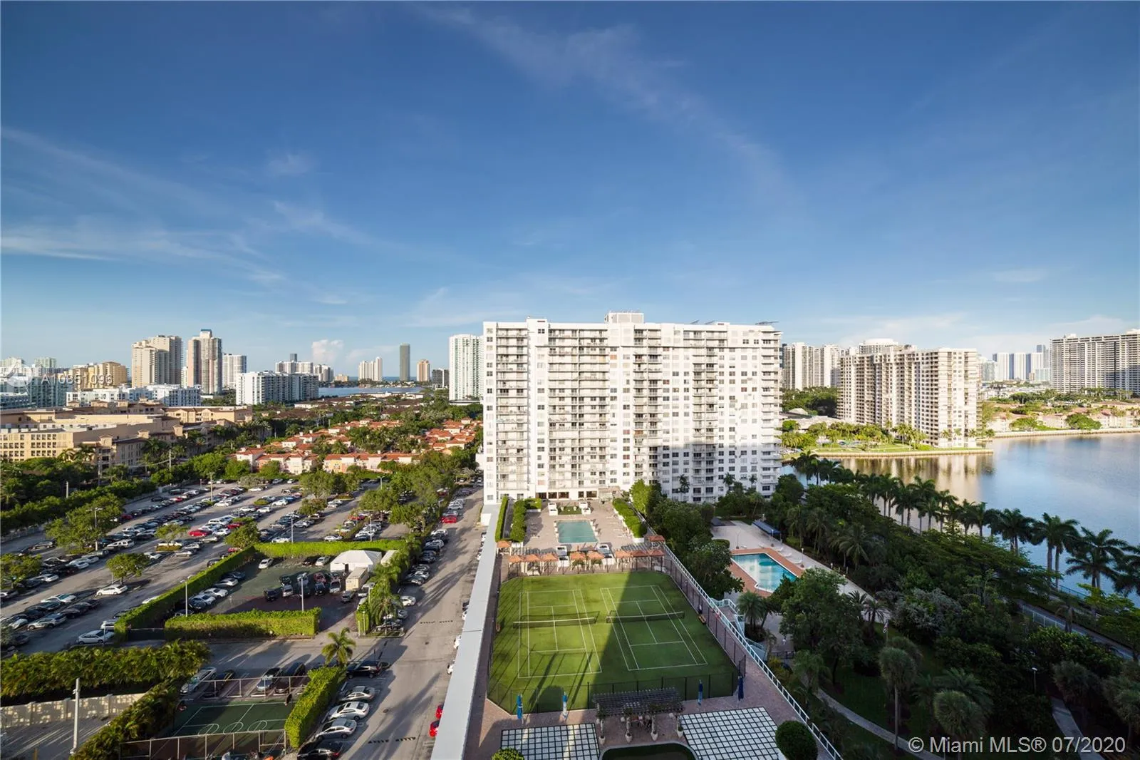 2801 NE 183rd St # 1702W, Aventura FL 33160