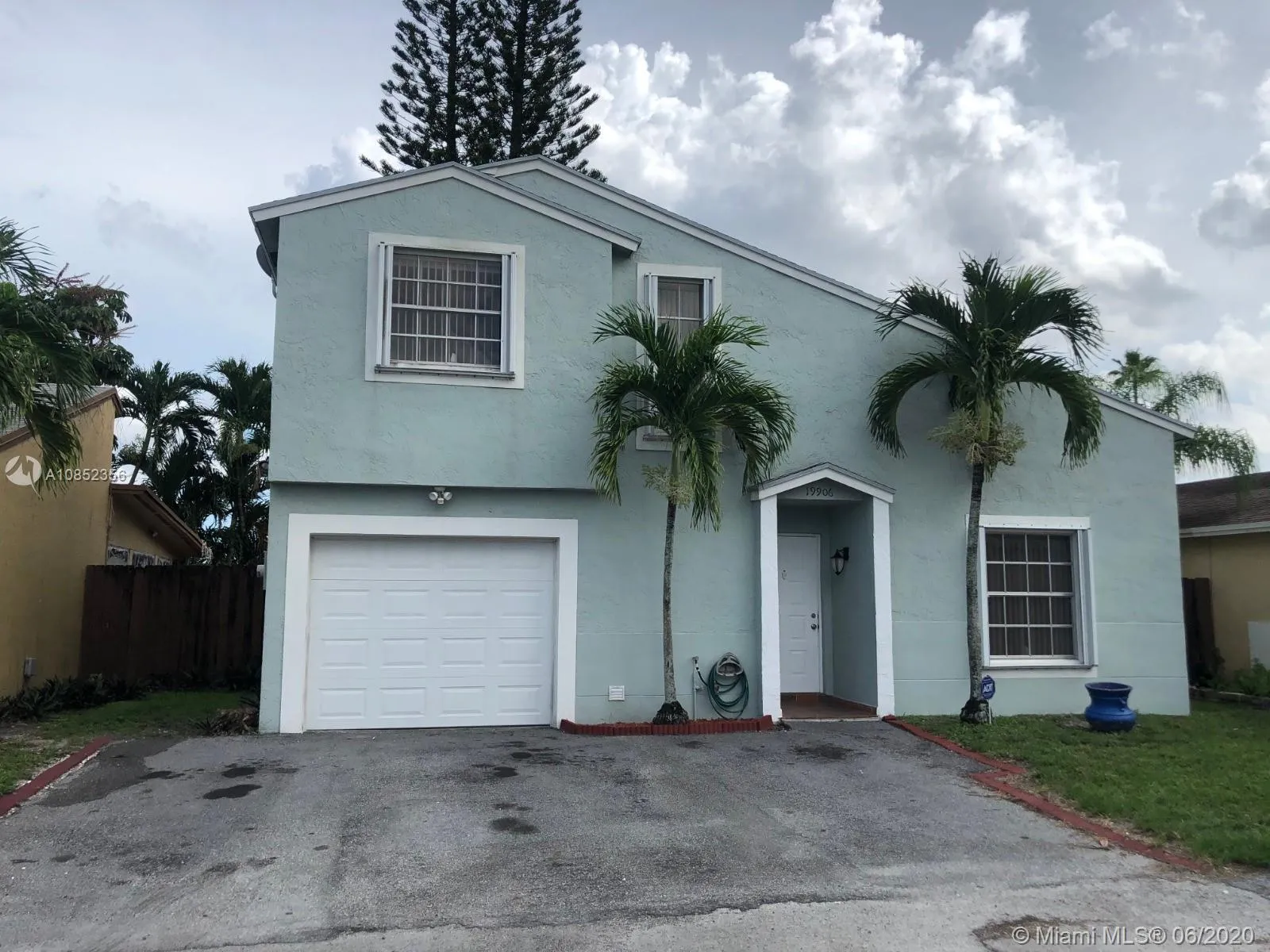 3 bedroom 2 bath for sale at 19906 NW 67th Ct, Hialeah FL 33015