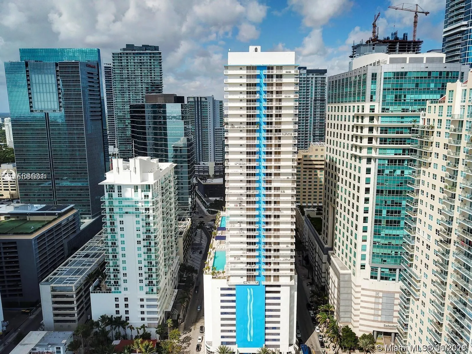 1200 Brickell Bay Dr # 1404, Miami FL 33131