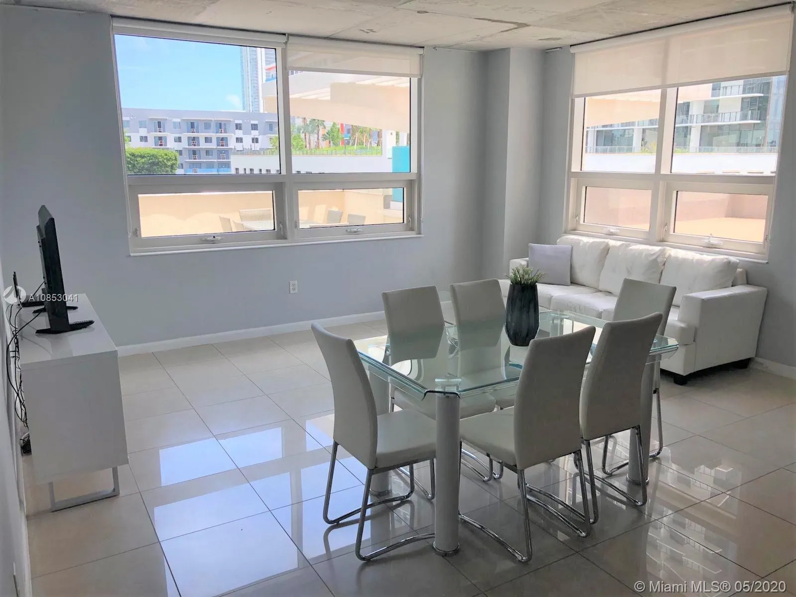 2 bedroom 2 bath for sale at 3250 NE 1st Ave # 516, Miami FL 33137