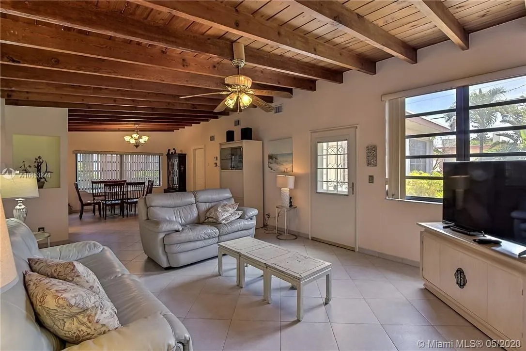 4628 Bougainvilla Dr, Lauderdale By The Sea FL 33308