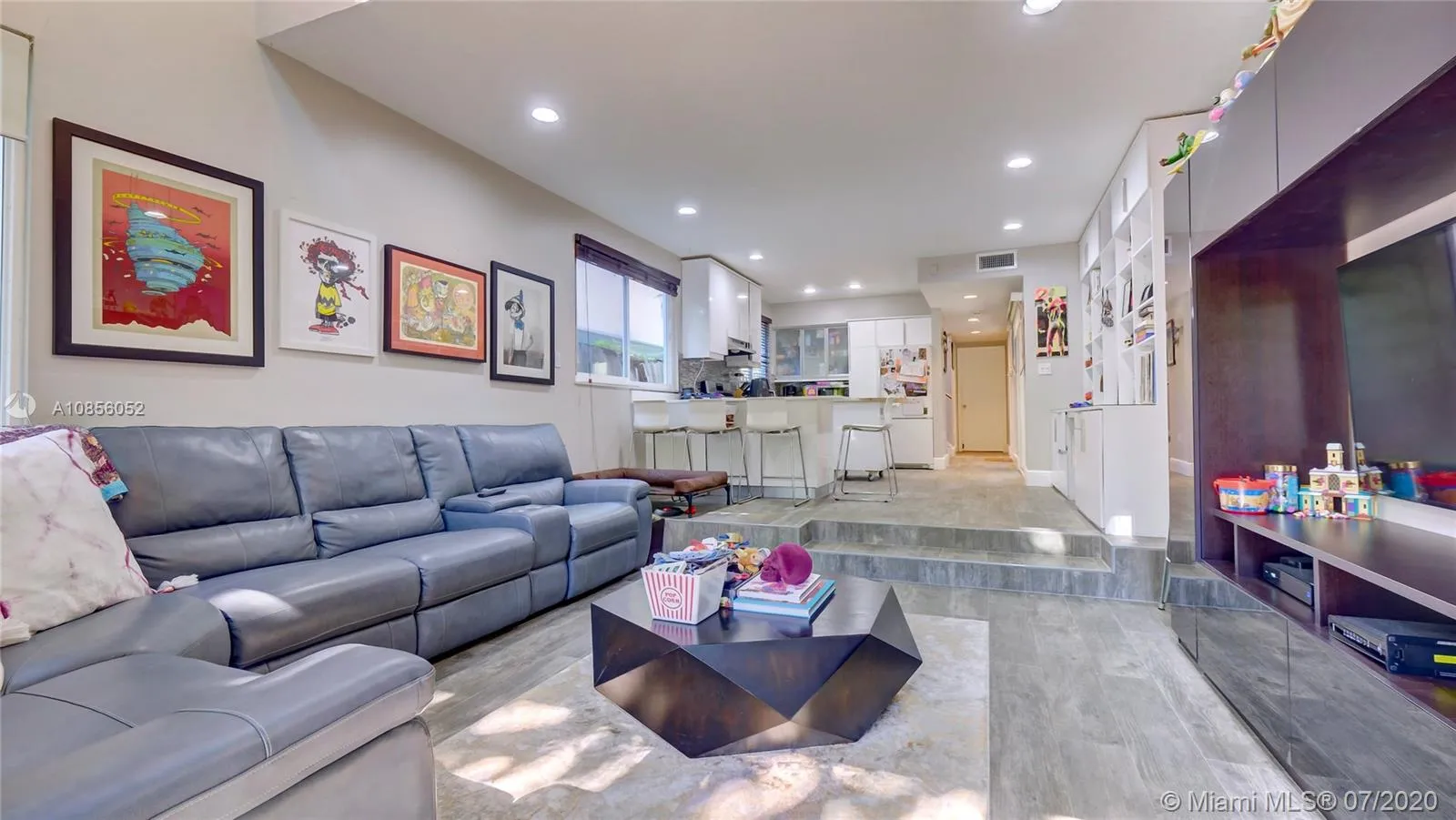 2792 SW 22nd Ave, Miami FL 33133