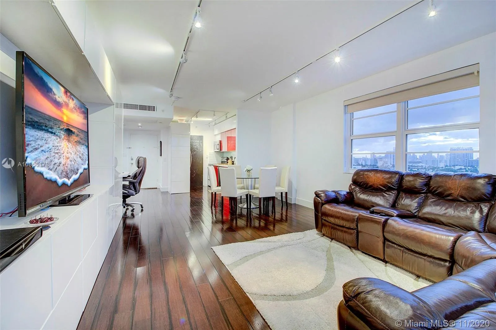 100 Lincoln Rd # 1514, Miami Beach FL 33139