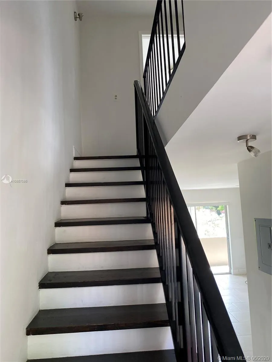 50 Antilla Ave # 2, Coral Gables FL 33134