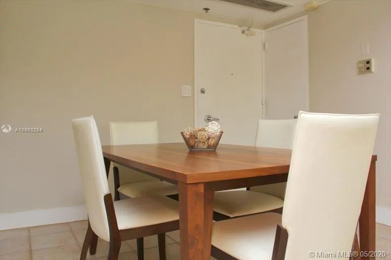 5151 Collins Ave # 427, Miami Beach FL 33140