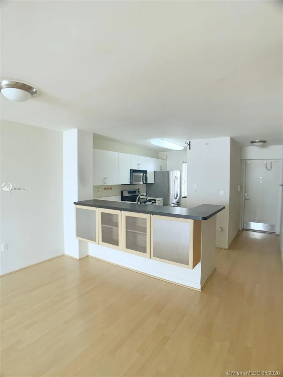 1401 Bay Rd # 503, Miami Beach FL 33139