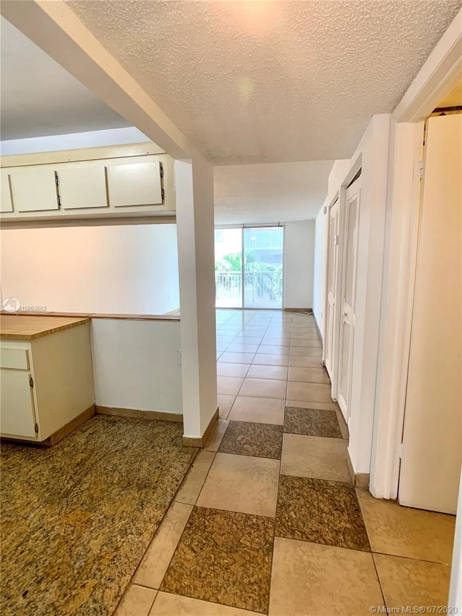 1666 West Ave # 305, Miami Beach FL 33139