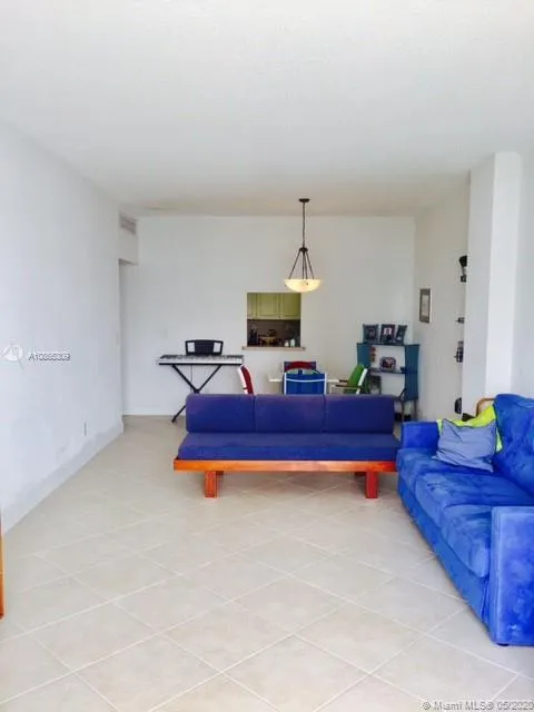 19390 Collins Ave # 23, Sunny Isles Beach FL 33160