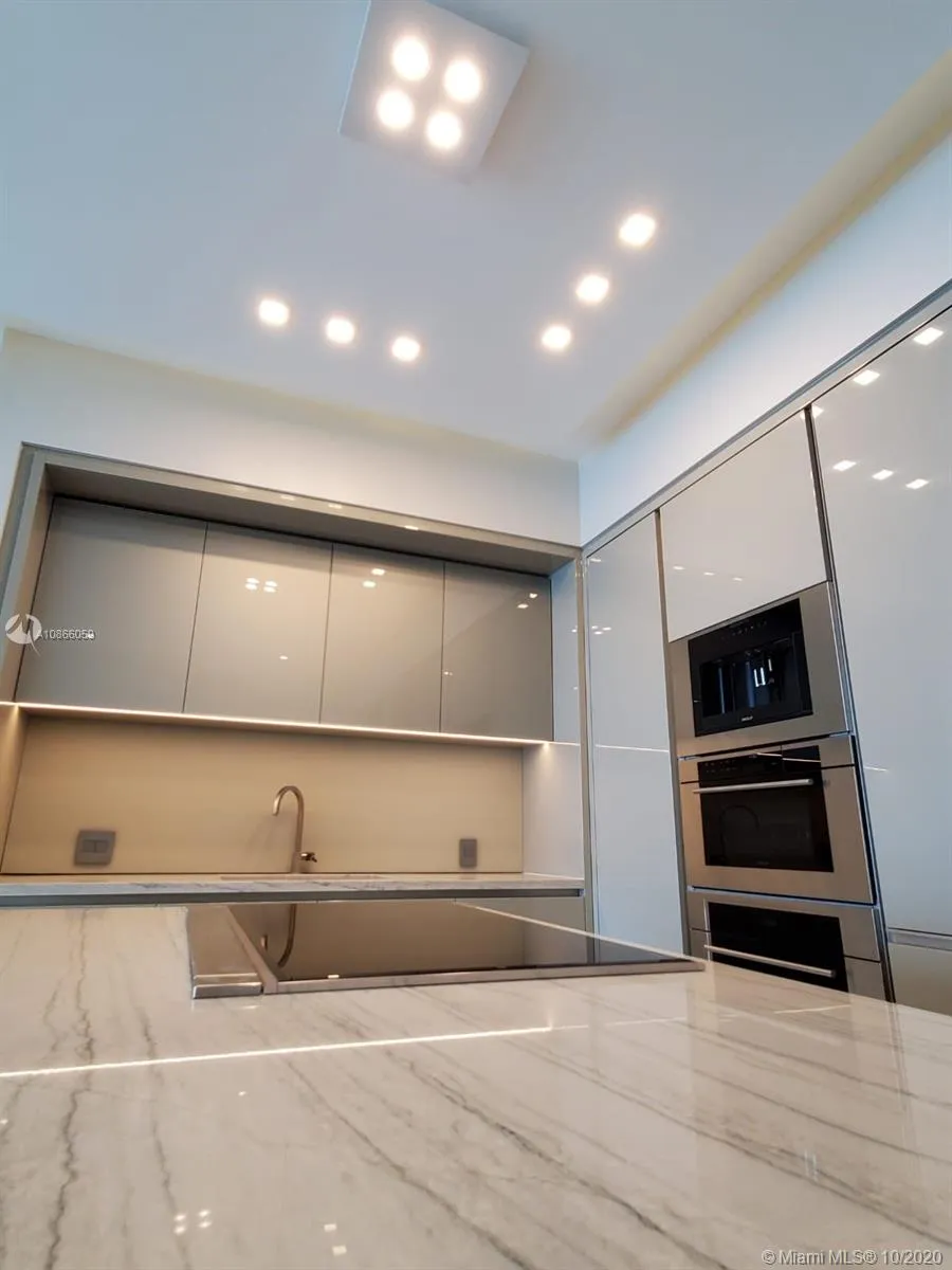 18975 Collins Ave # 3202, Sunny Isles Beach FL 33160