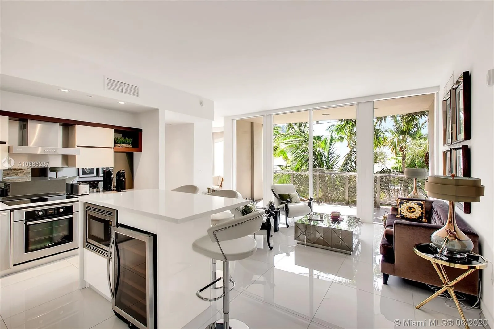3 bedroom 2 bath for sale at 2100 Park Ave # 201, Miami Beach FL 33139