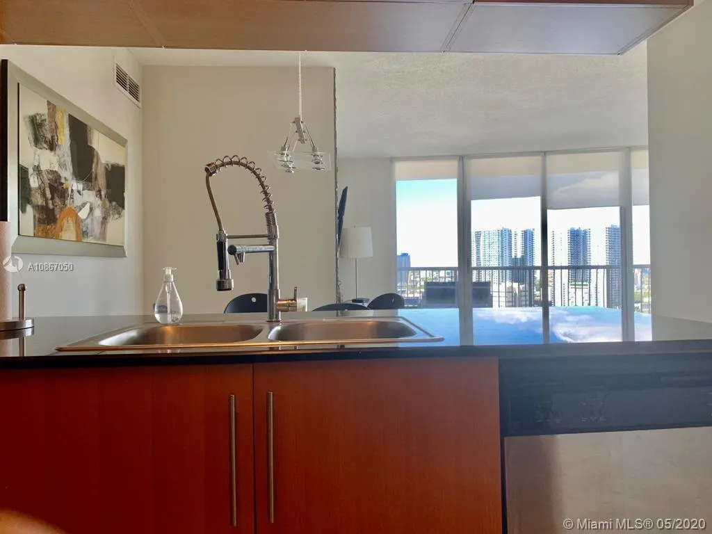1750 N Bayshore Dr # 2314, Miami FL 33132