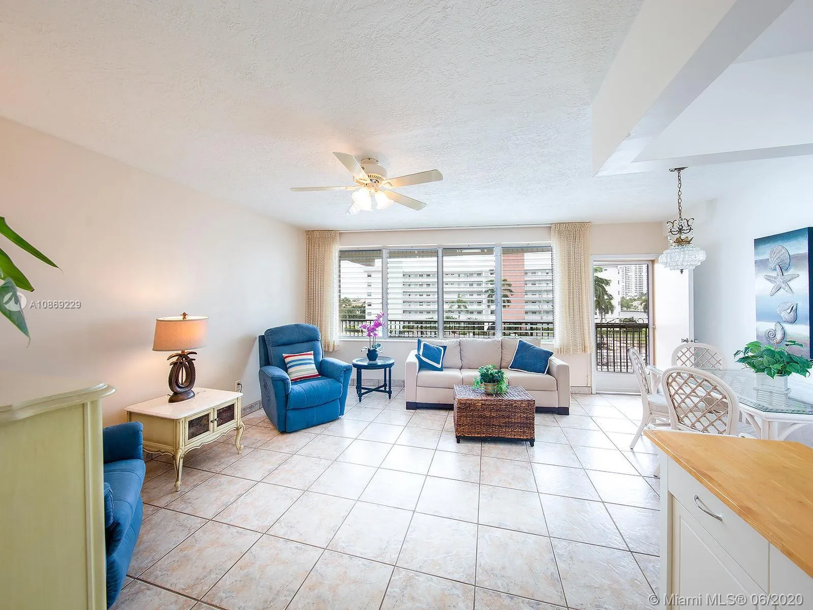 3177 S Ocean Dr # 321, Hallandale Beach FL 33009