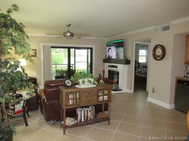 2 bedroom 2 bath for sale at 16051 Blatt Blvd # 106, Weston FL 33326