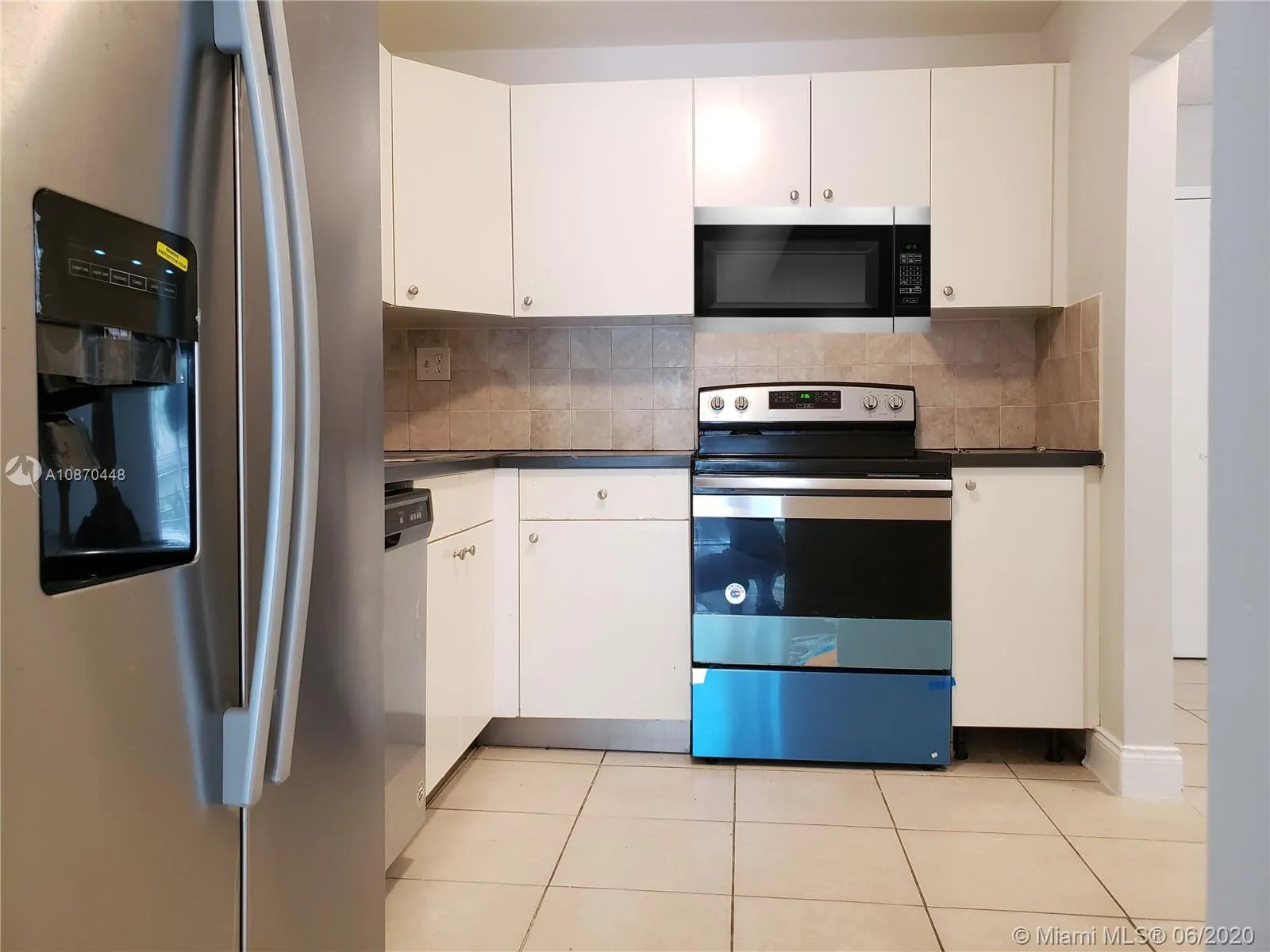 2 bedroom 2 bath for sale at 4304 NW 9th Ave # 2C, Deerfield Beach FL 33064