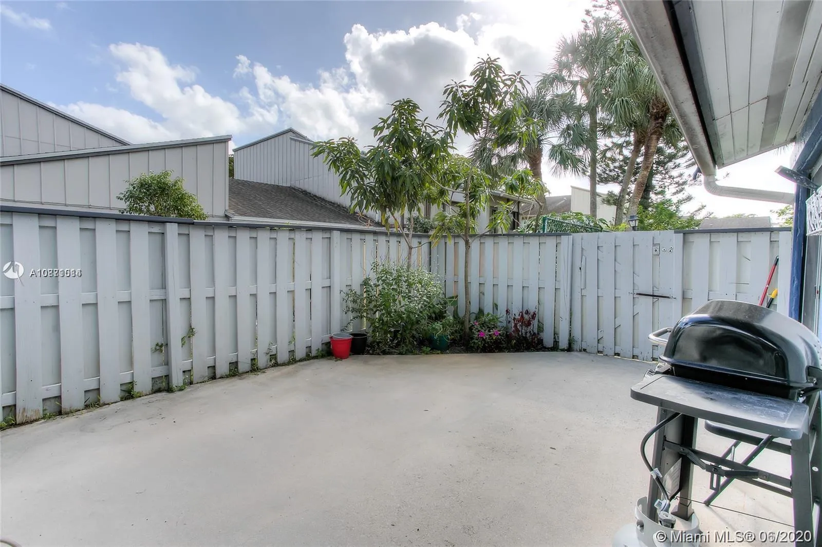 2 bedroom 2 bath for sale at 2212 NW 59th Ter # C, Lauderhill FL 33313