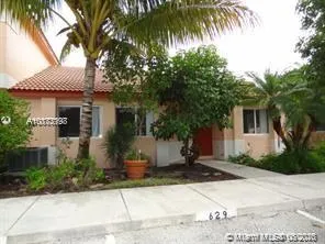 3 bedroom 2 bath for sale at 629 NW 208th Way, Pembroke Pines FL 33029