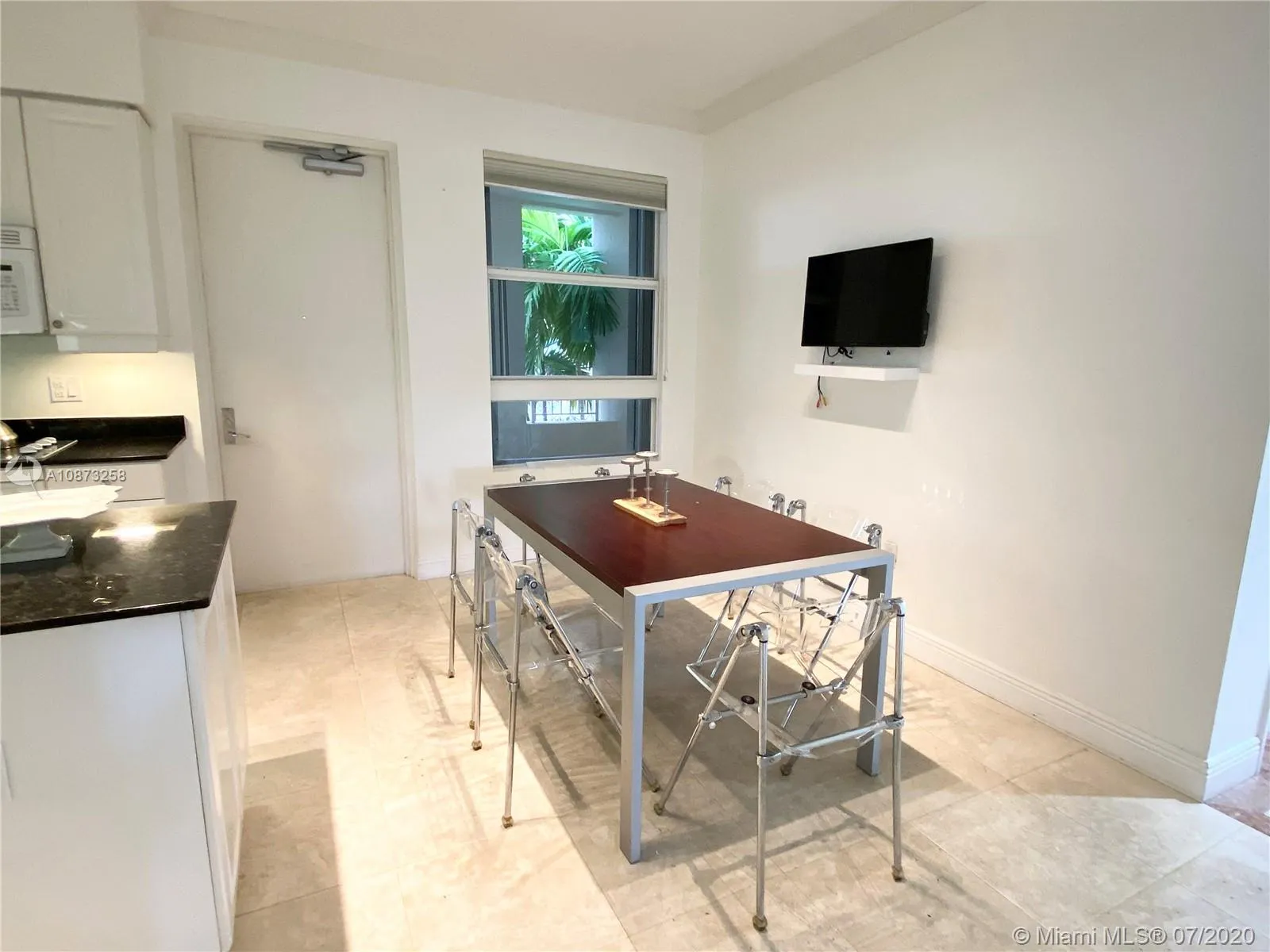 701 Crandon Blvd # 302, Key Biscayne FL 33149