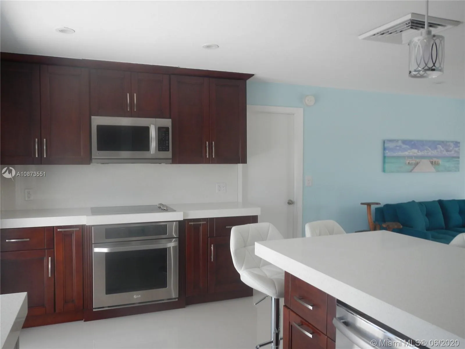 126 Columbus Dr, Islamorada FL 33036
