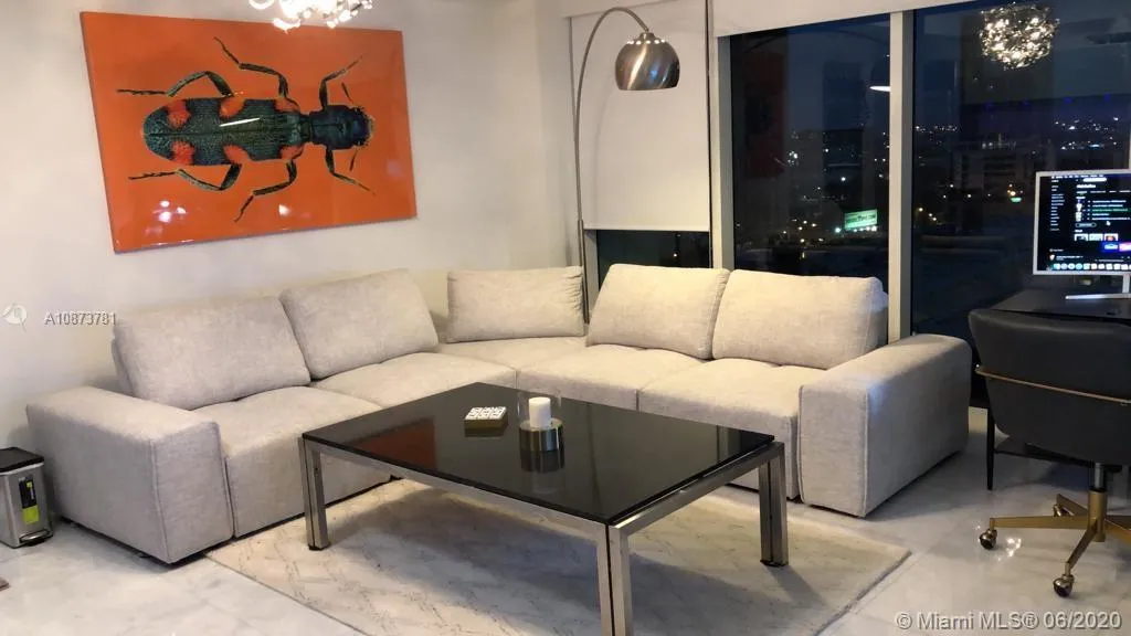 1 bedroom 1 bath for sale at 1040 Biscayne Blvd # 1505, Miami FL 33132