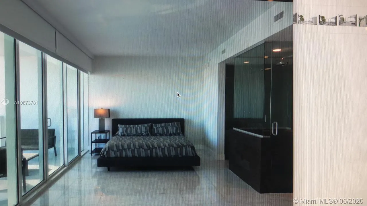 1040 Biscayne Blvd # 1505, Miami FL 33132