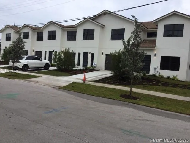 806 SW 29th St # 806, Fort Lauderdale FL 33315