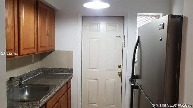 8321 Crespi Blvd # 5, Miami Beach FL 33141