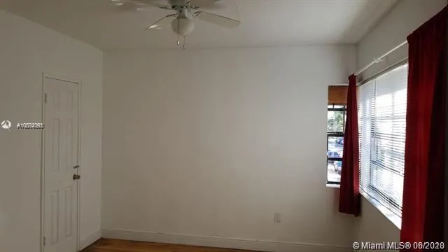 8321 Crespi Blvd # 5, Miami Beach FL 33141