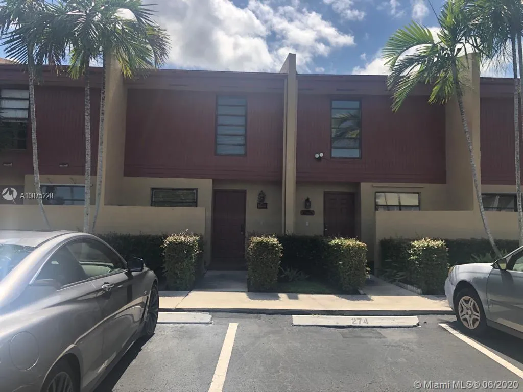 2 bedroom 2 bath for sale at 1368 NW 97th Ter # 273, Pembroke Pines FL 33024