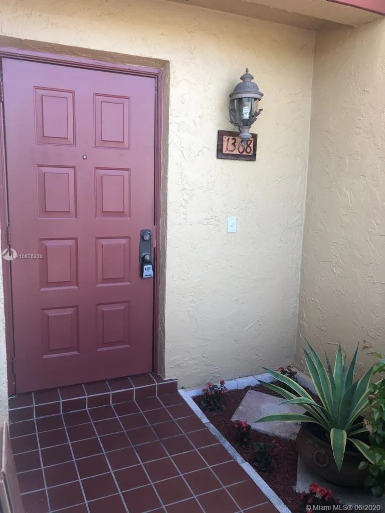 1368 NW 97th Ter # 273, Pembroke Pines FL 33024