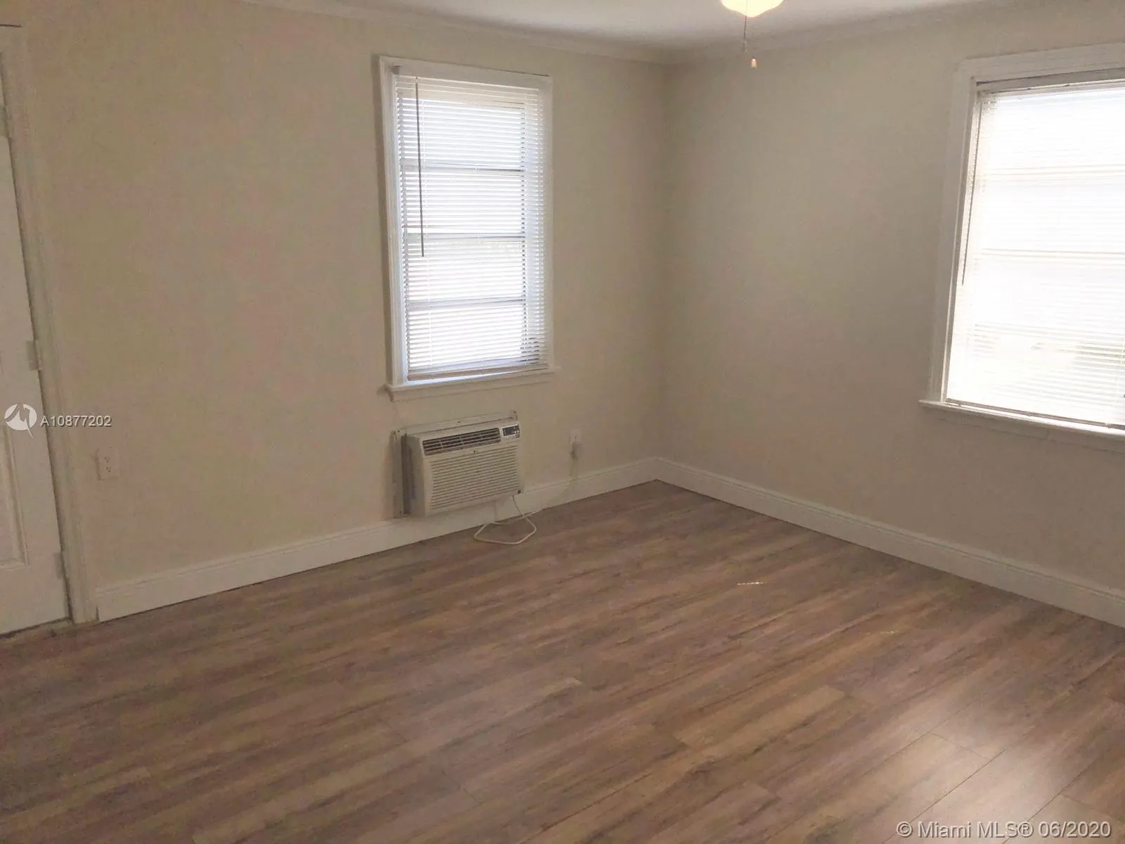 611 N Broadway, Lantana FL 33462