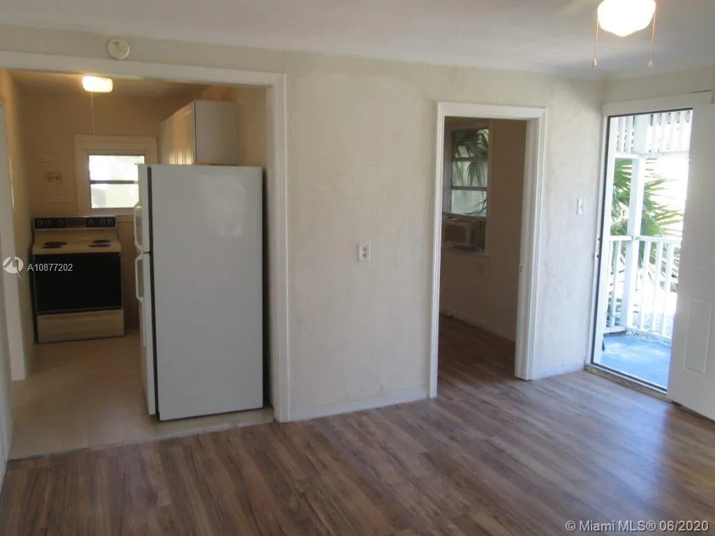 611 N Broadway, Lantana FL 33462