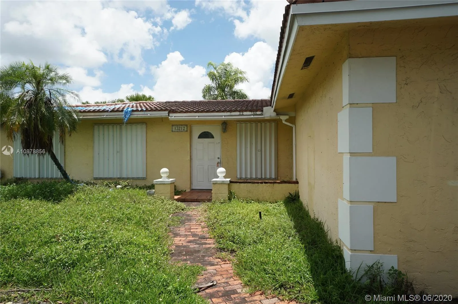 4 bedroom 3 bath for rent at 13212 SW 86th Ln, Miami FL 33183