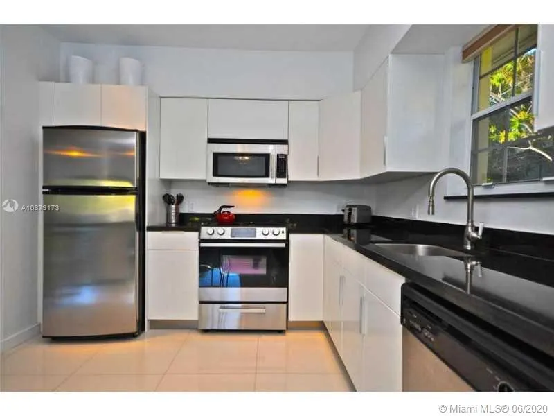 8033 Noremac Ave, Miami Beach FL 33141