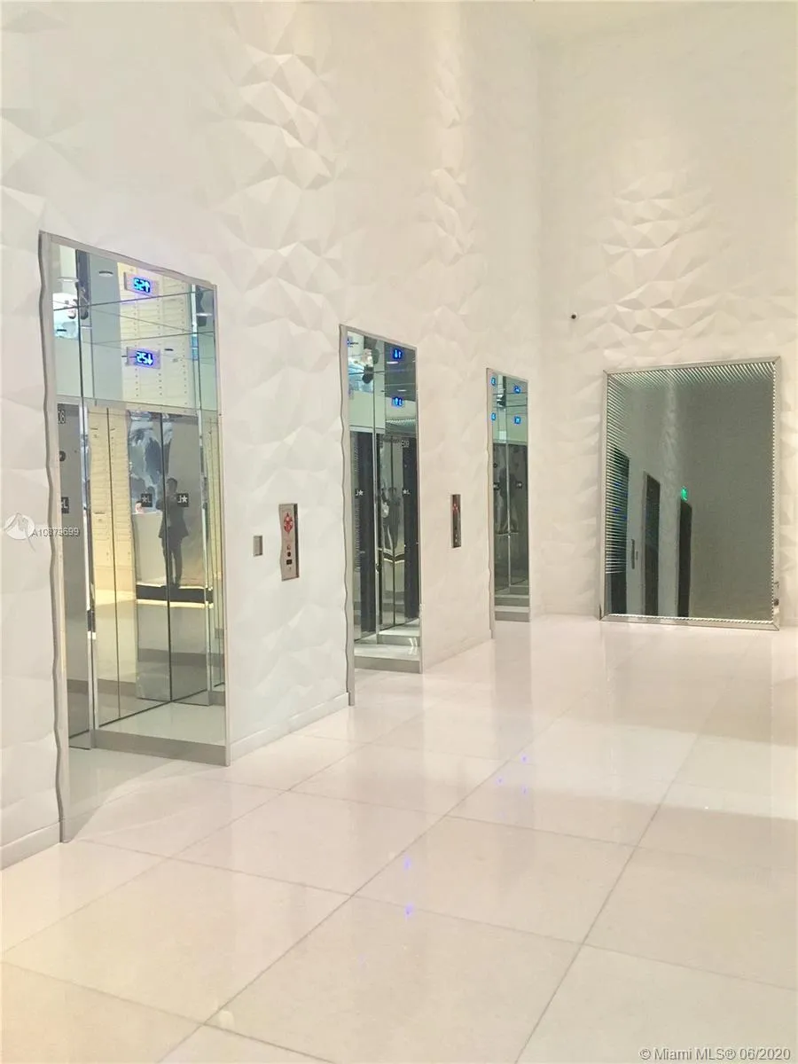 1300 S Miami Ave # 2504, Miami FL 33130