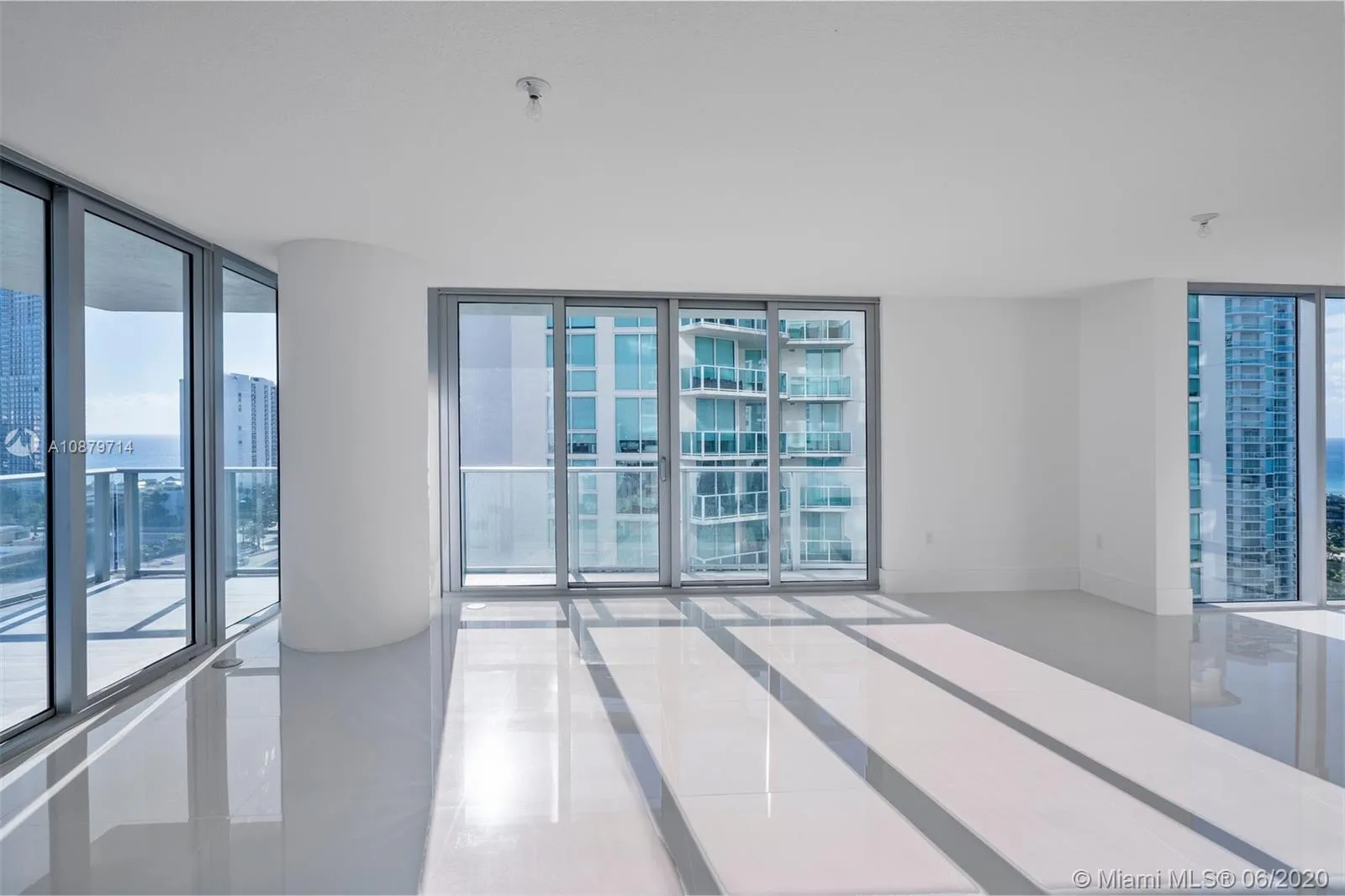 3 bedroom 3 bath for sale at 300 Sunny Isles Blvd # 1701, Sunny Isles Beach FL 33160