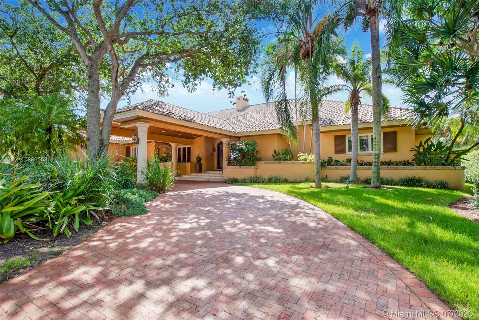 7805 Los Pinos Cir, Coral Gables FL 33143